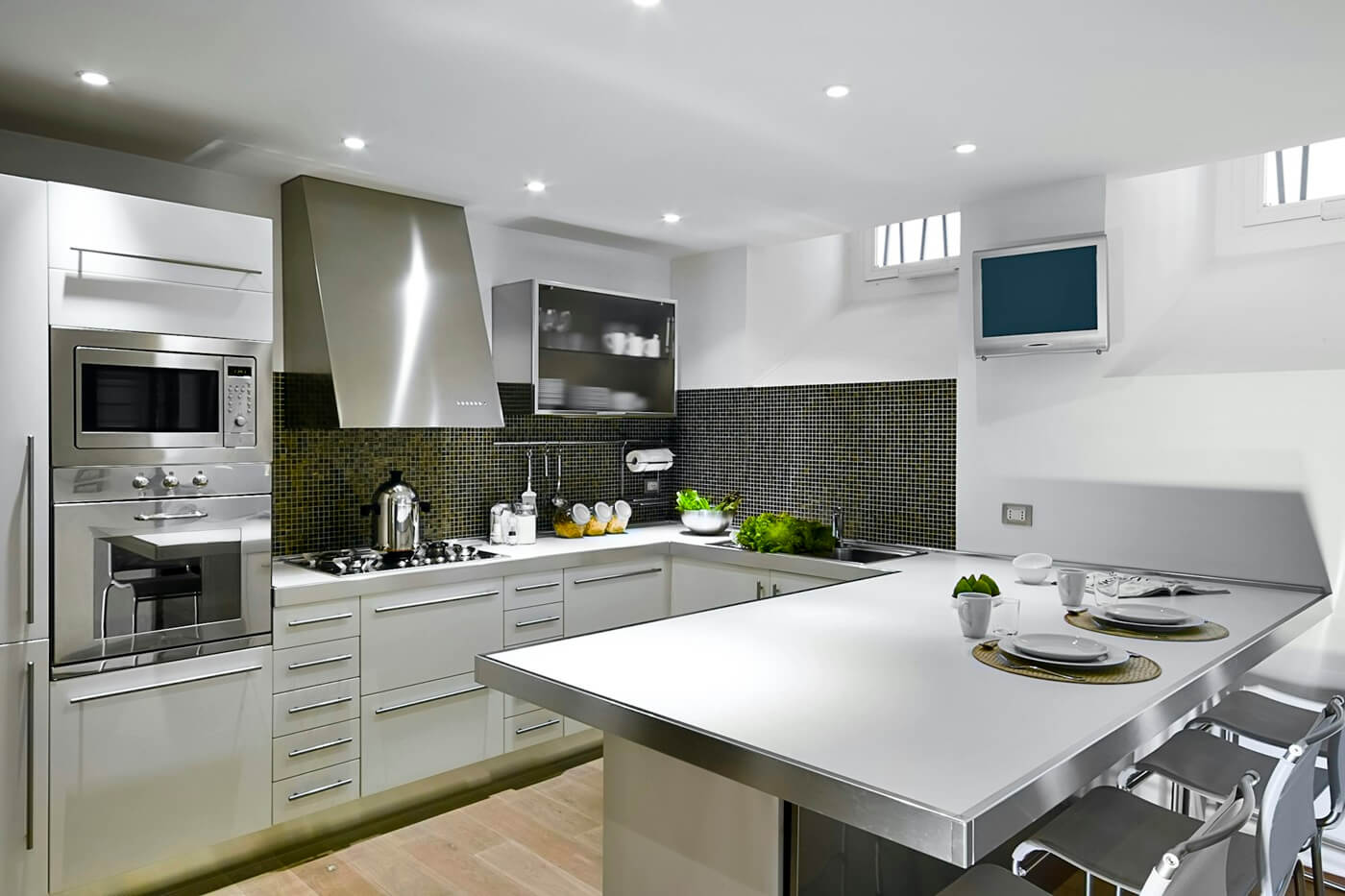 interiors-of-the-kitchen-in-a-modern-apartment-5LZ6BSM.jpg